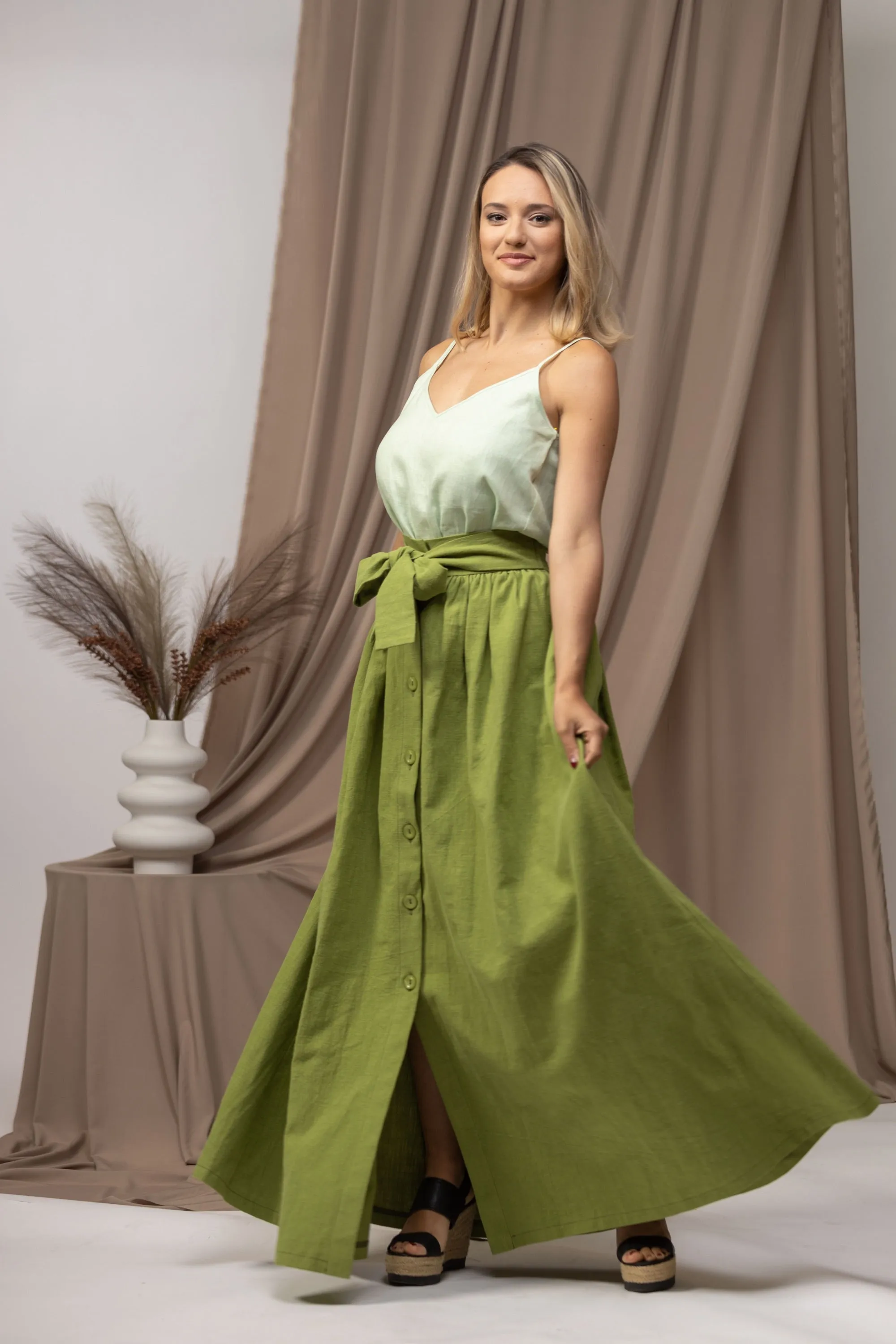 High Waist Linen Skirt with Sewed in Belt