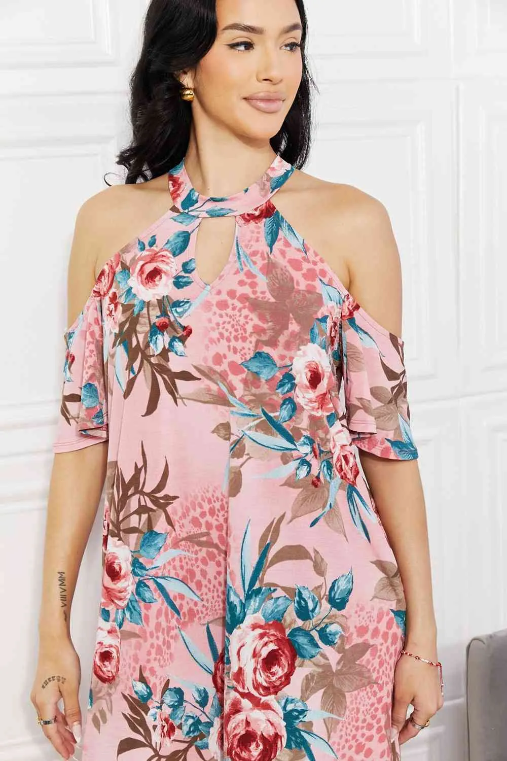 Women's Sew In Love Full Size Fresh-Cut Flowers Cold-Shoulder Dress